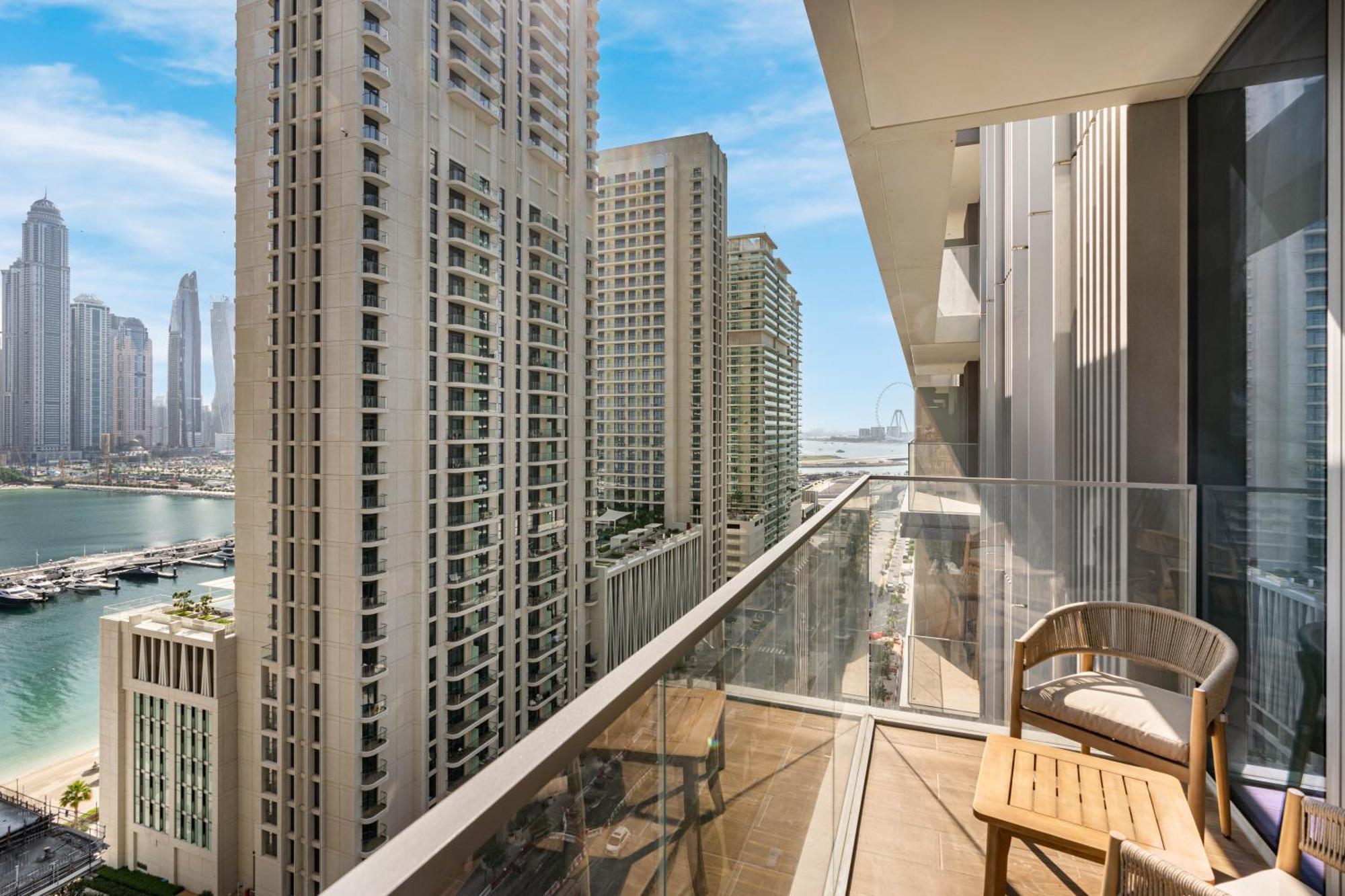 Exclusive 1br With Private Access Dubai