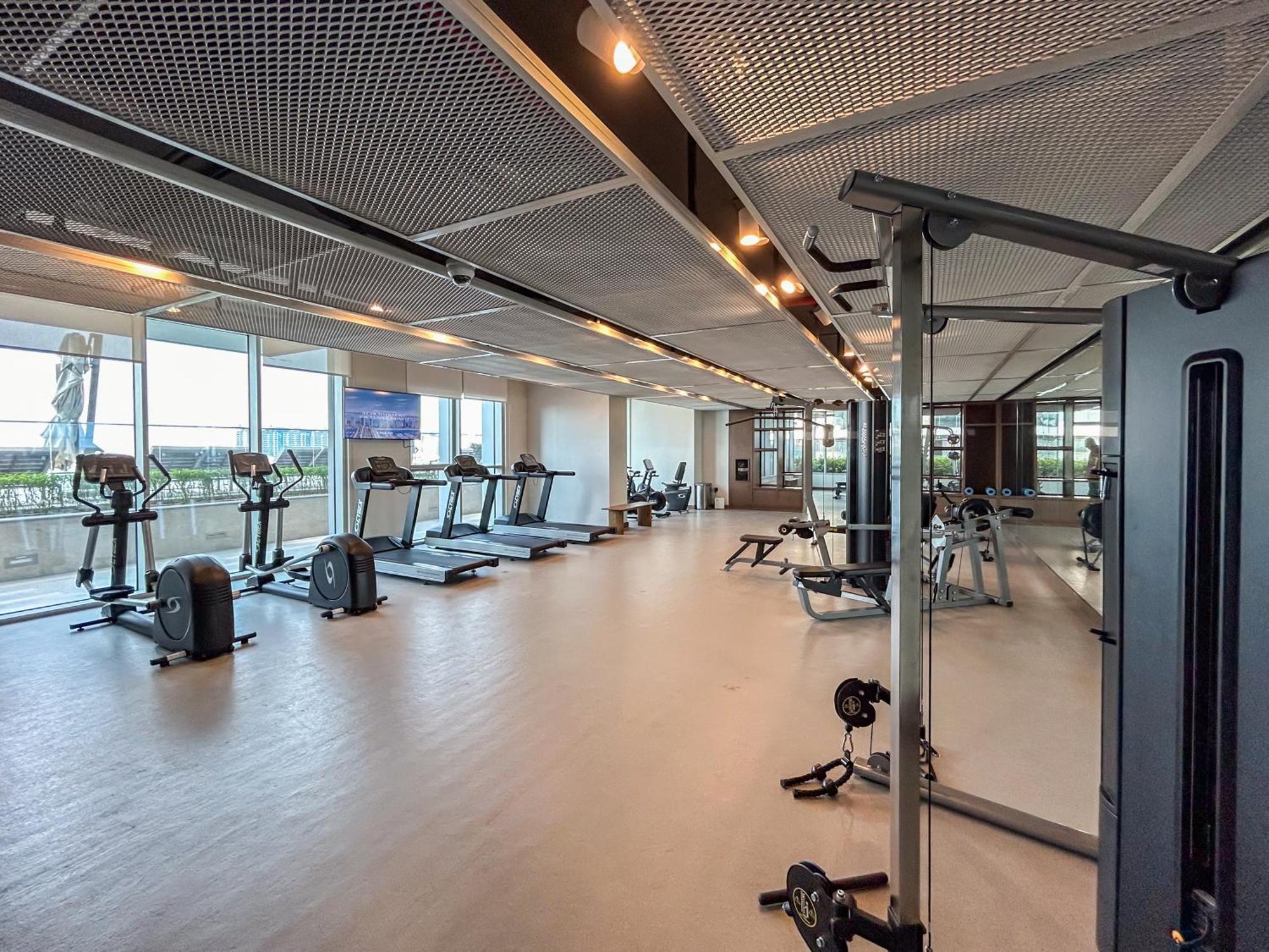 Exclusive 1br With Private Access Apartment *