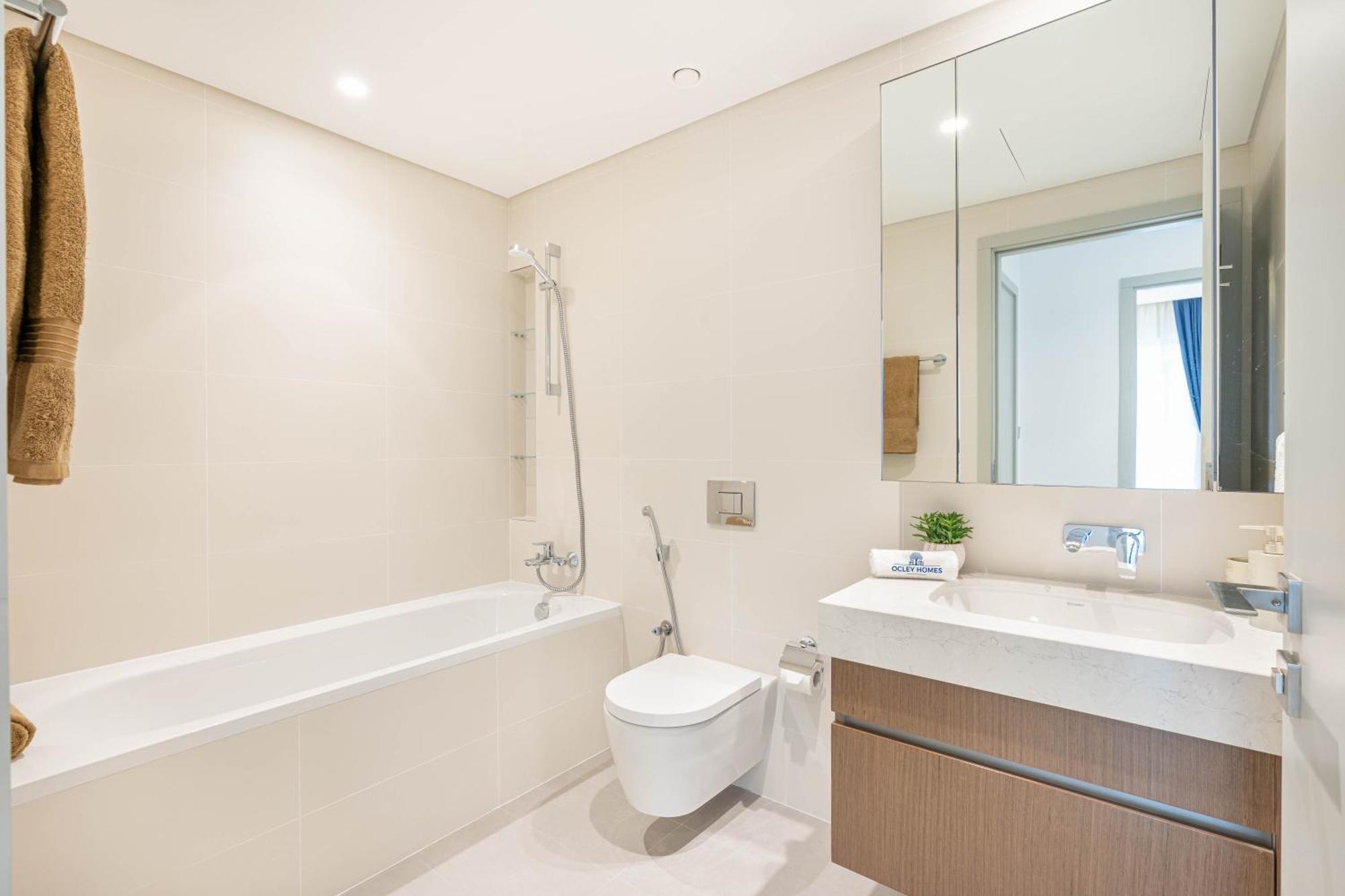 Exclusive 1br With Private Access Dubai